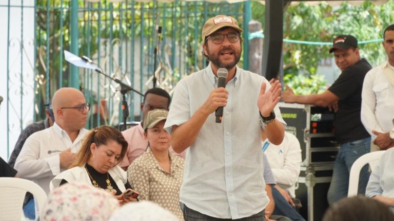 Alcalde de Barranquilla hace un llamado para que se ajusten tarifas de energía