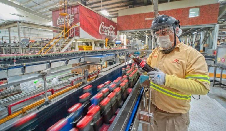 Coca-Cola y Greycroft lanzan fondo de capital de riesgo para impulsar la sostenibilidad