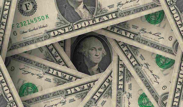 Por primera vez en más de un año, el dólar estuvo por debajo de los $4.000