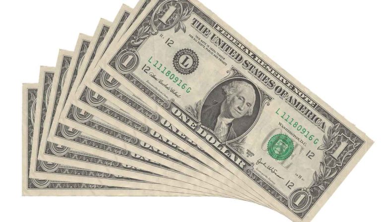 Por debajo de los $4.000 abrió el dólar en Colombia