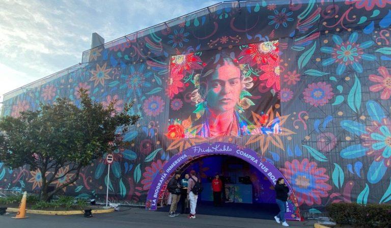 La biografía inmersiva de Frida Kahlo: un viaje sensorial en Bogotá