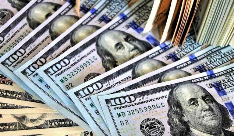 Dólar en Colombia: Credicorp proyecta que cerrará año entre $4.300 y $4.400