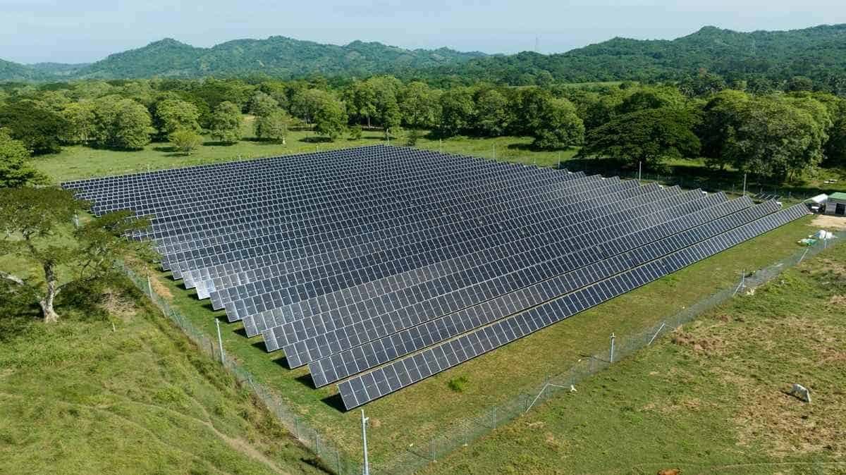 Inversión de $50.000 millones impulsará desarrollo de mini granjas solares en Colombia