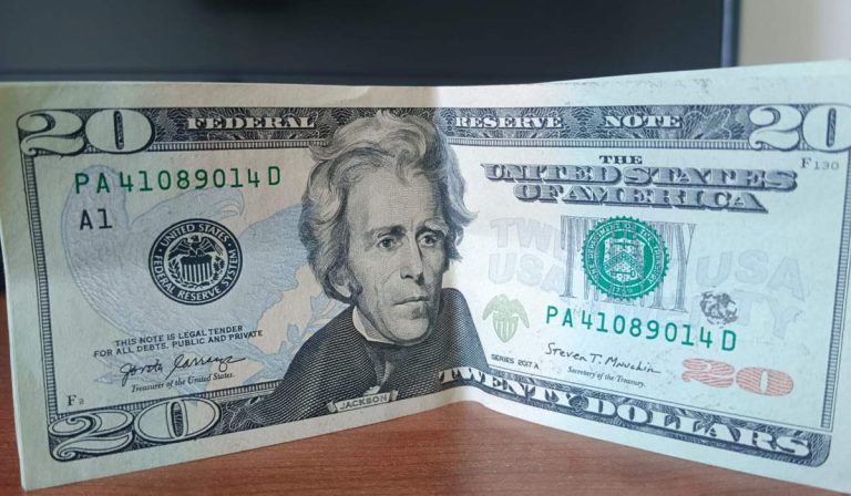 Sobre los $4.150 cerró el dólar al alza en Colombia