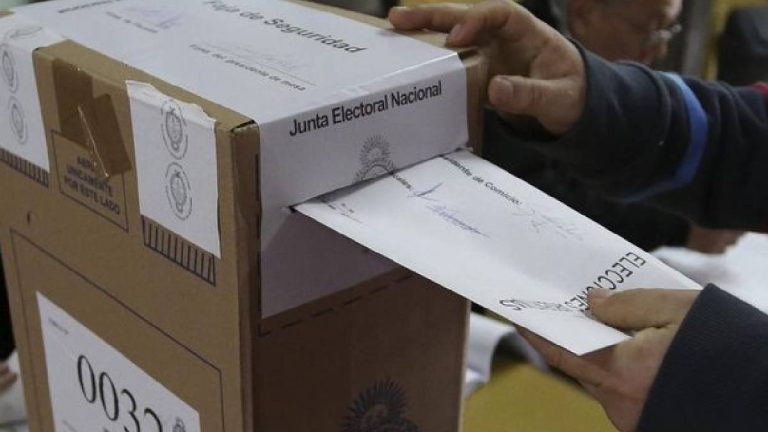 Qué se vota este domingo en las elecciones PASO en Argentina
