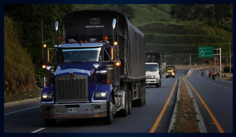 El costo del transporte por carretera en Colombia baja: ¿Mejora expectativas de inflación?