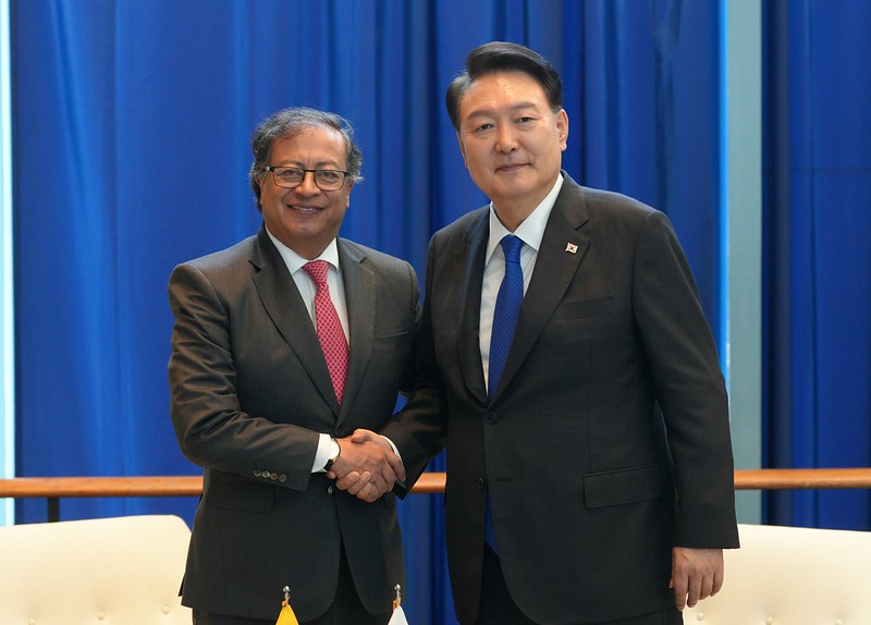 Presidente Gustavo Petro y presidente de Corea del Sur