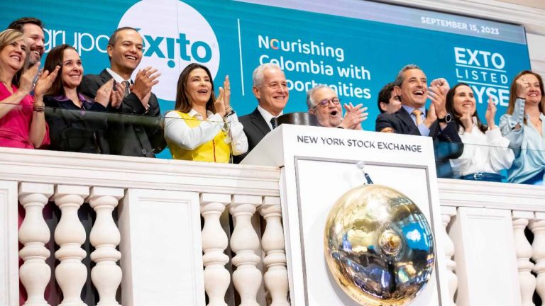Acciones colombianas en Wall Street y Canadá: debutó Éxito y Grupo Aval la de más ganancias