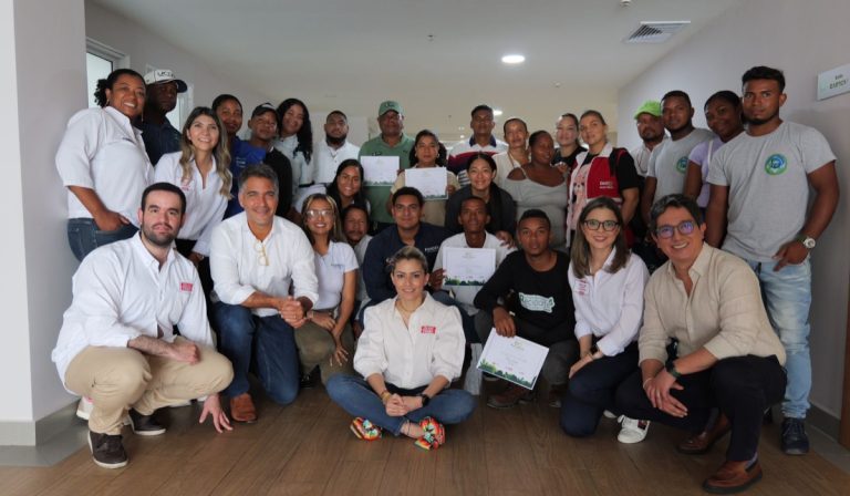Llega a Cartagena el modelo de economía circular Reciclave del Sistema Coca-Cola