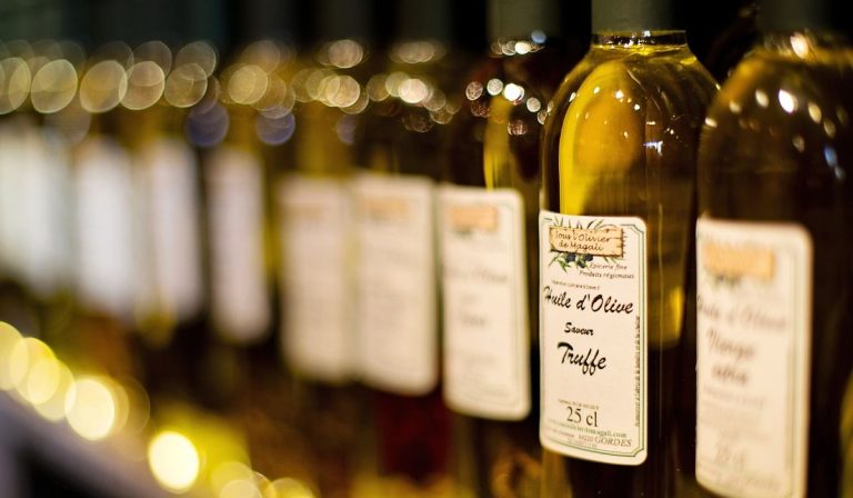España alerta por disparada de precios del aceite de oliva: se espera coletazo mundial
