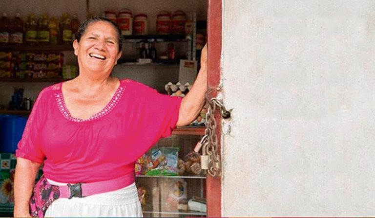 Bancóldex lanza línea de crédito para apoyar a las víctimas del conflicto armado en Colombia