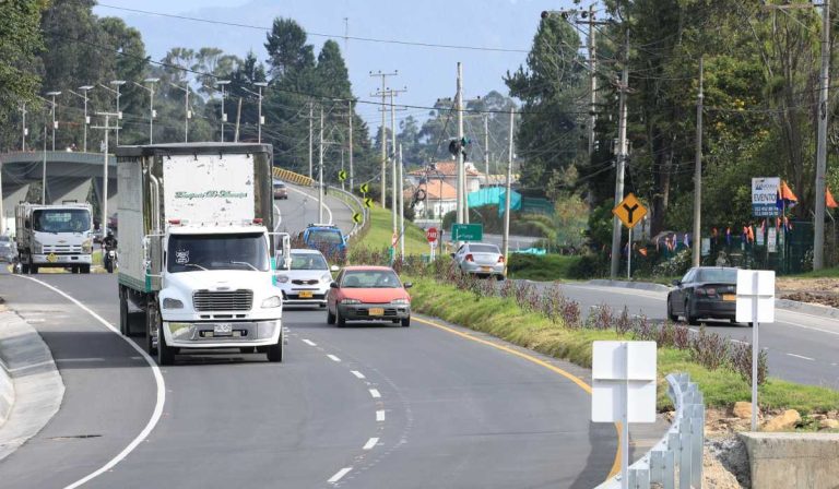 El transporte de carga por carretera en Colombia siguió repuntando