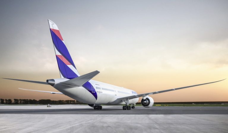Latam Airlines espera crecer 14 % en transporte de pasajeros en 2024