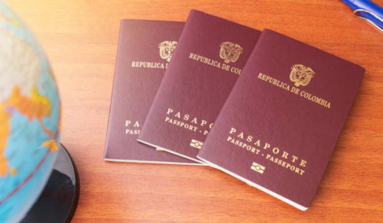 Colombianos podrán seguir sacando el pasaporte desde el exterior: estos son los pasos a seguir