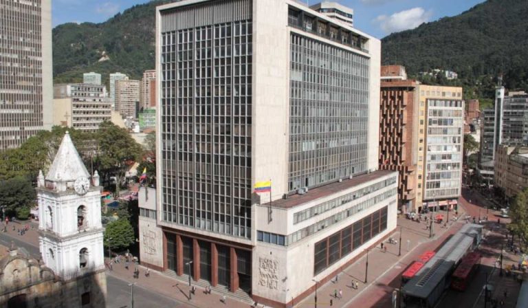 Gerente BanRep de Colombia destaca señales fiscales positivas del Gobierno Petro