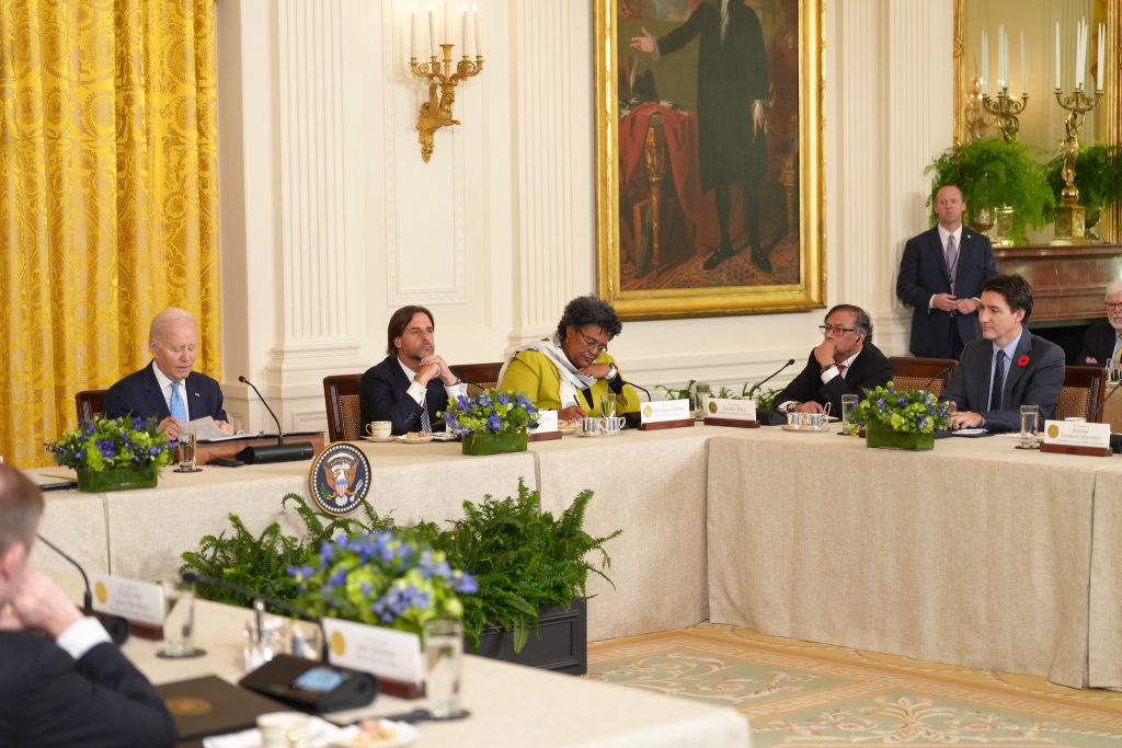 Cumbre de Líderes de la Alianza para la Prosperidad Económica en las Américas (APEP),