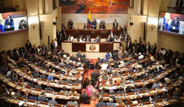 Aplazamiento de debate a reforma a la salud vuelve a generar polémica en Congreso de Colombia