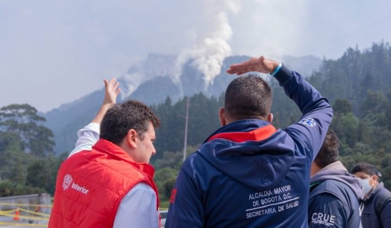 Alerta por incendios: 8 estaciones de medición de aire en Bogotá registran niveles críticos