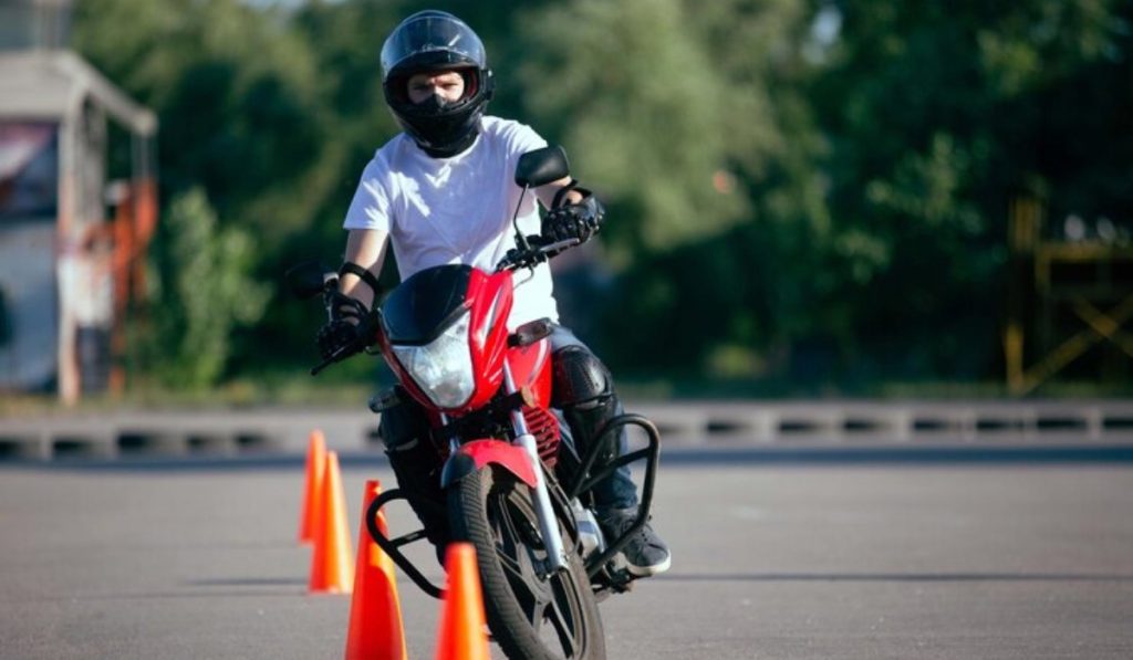 cursos gratuitos para motociclistas