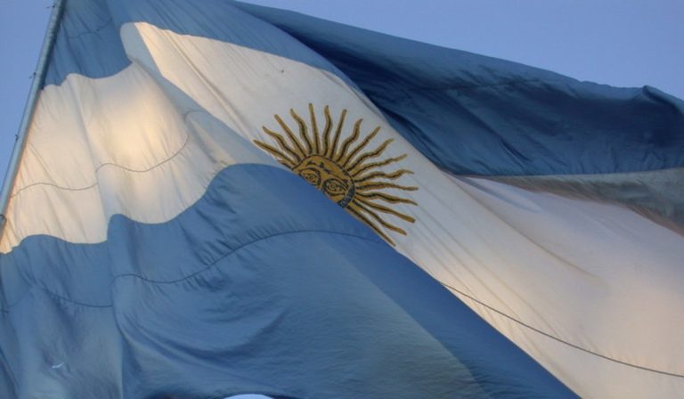 Argentina terminó 2023 con la inflación más alta en treinta años